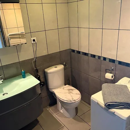 Port Ambonne Loves Me Apartamento